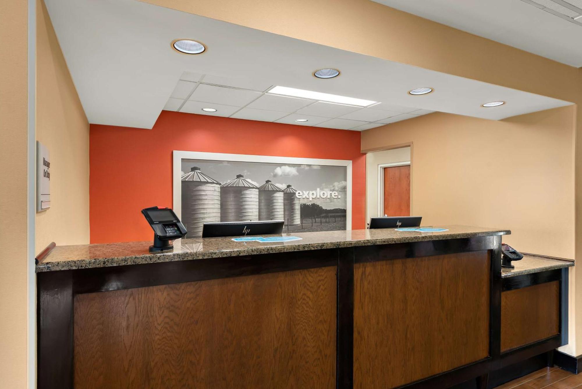 Hampton Inn Lancaster Esterno foto